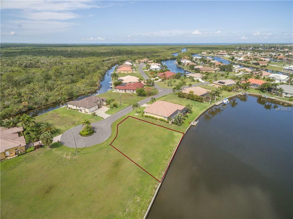 Property Photo:  5012 Palermo Drive  FL 33950 