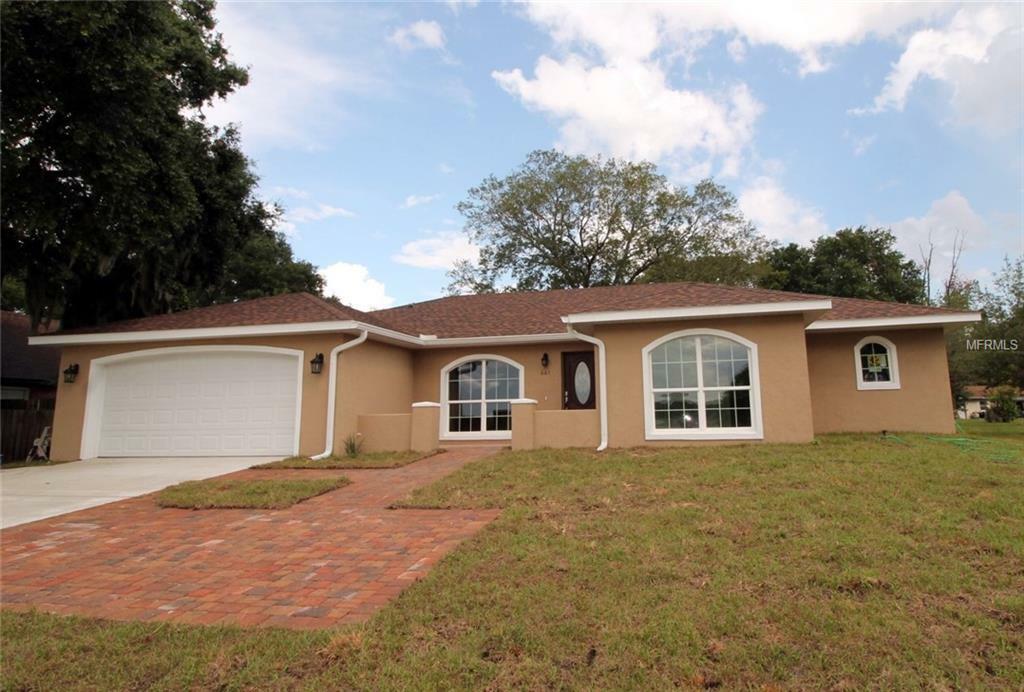 Property Photo:  641 W Lakeshore Drive  FL 34711 