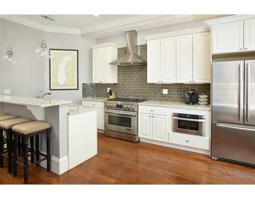 Property Photo:  532 E Broadway 2  MA 02127 