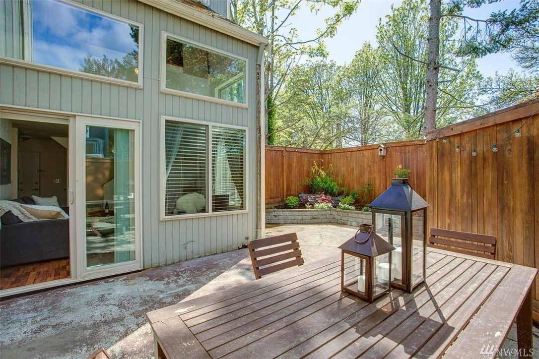Property Photo: 8424 26th Ave SW A WA 98106