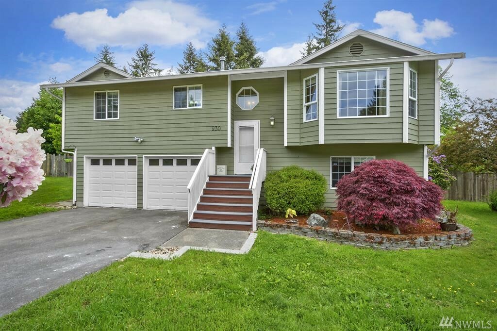 Property Photo: 230 Fern Meadows Lp SE WA 98366