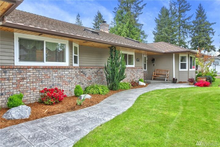 Property Photo:  4229 122nd Place SE  WA 98208 