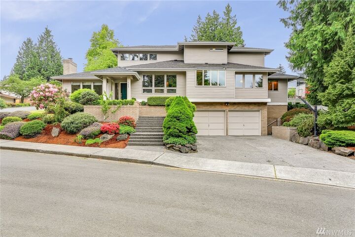 4229 NE 203rd Place  Lake Forest Park WA 98155 photo