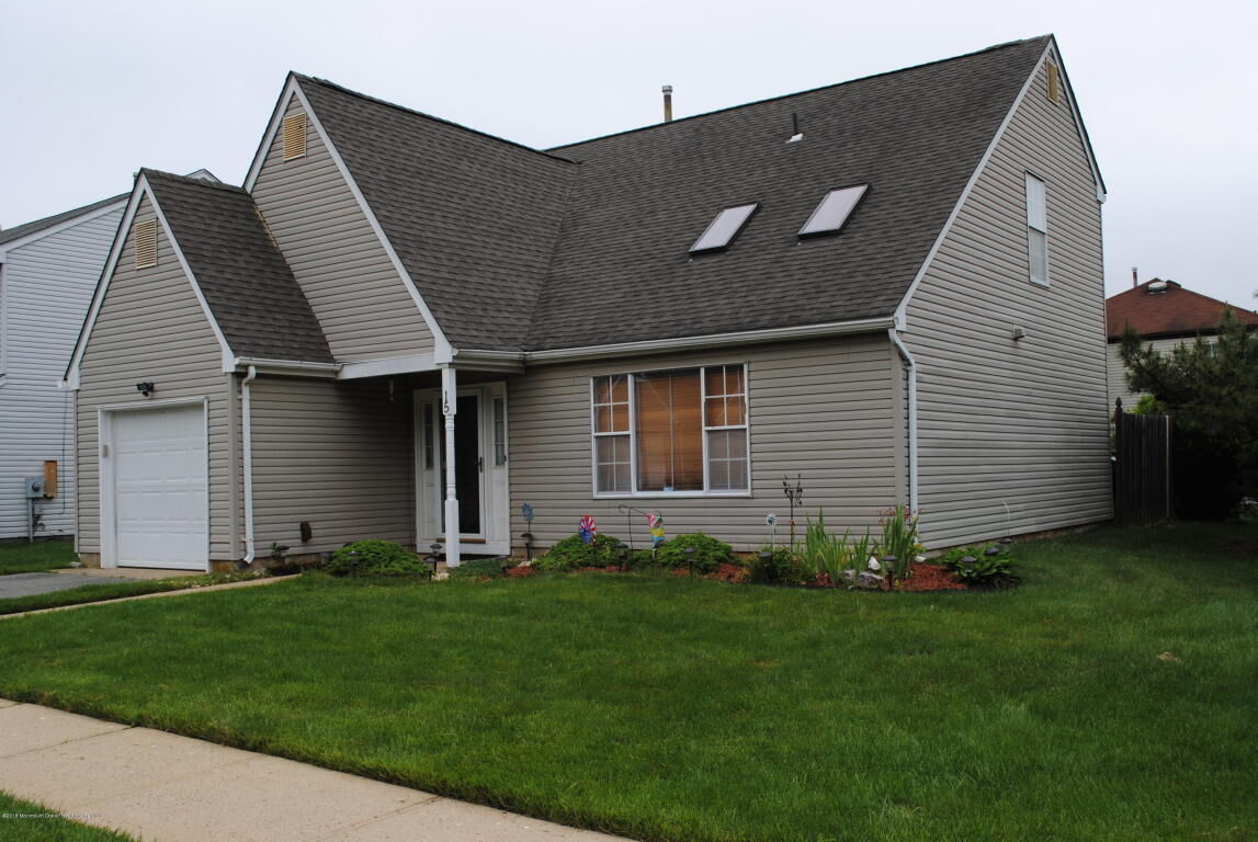 Property Photo: 15 Chamberlain Court NJ 08857