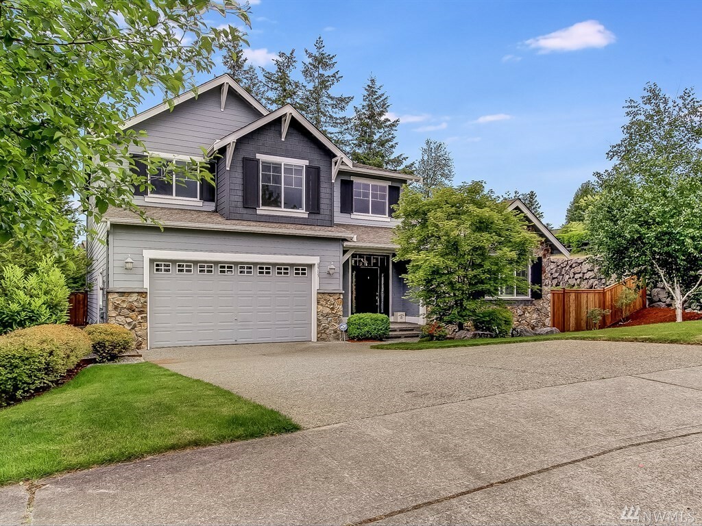 Property Photo:  6915 Ardmore Ave SE  WA 98065 