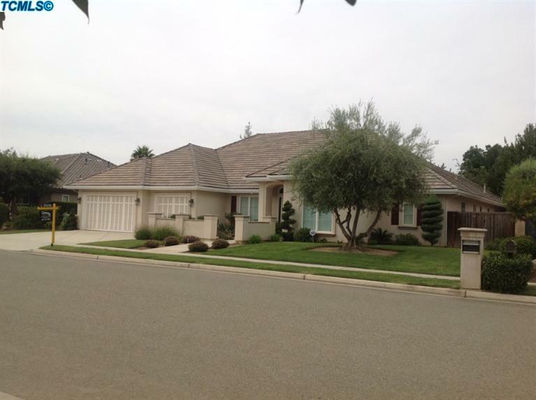 Property Photo:  7537 N Antioch Avenue  CA 93722 