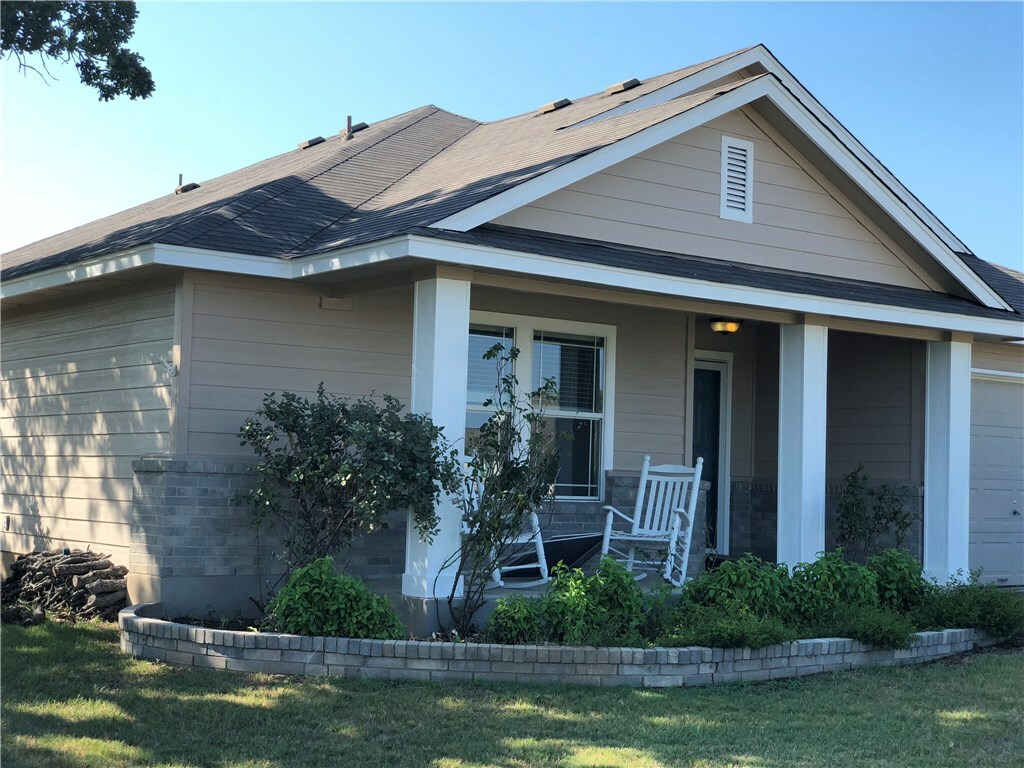 Property Photo: 152 Billingsley Heights TX 78612