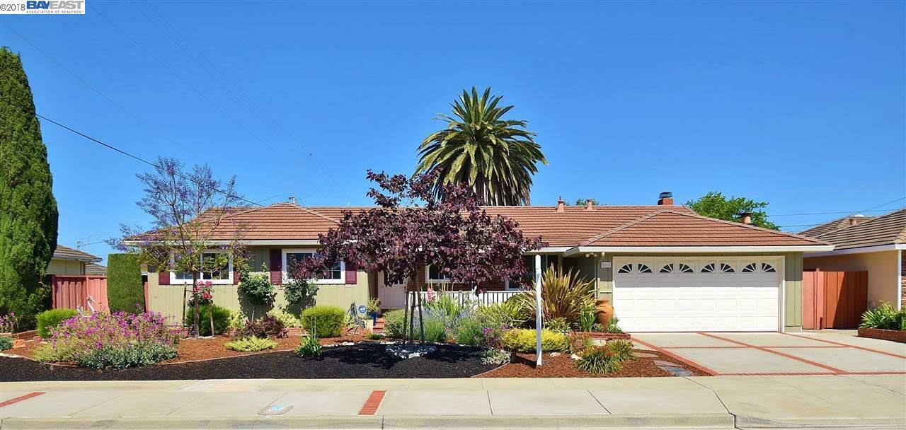 Property Photo:  5265 Vernon Ave  CA 94536 