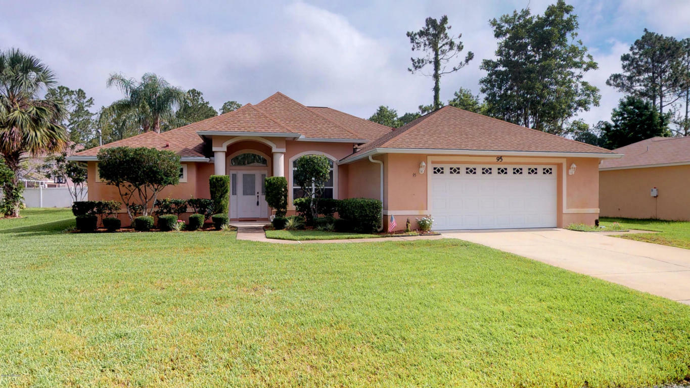 Property Photo: 95 Renshaw Drive FL 32164
