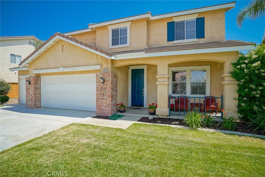 Property Photo: 19039 Weathervane Place CA 92508