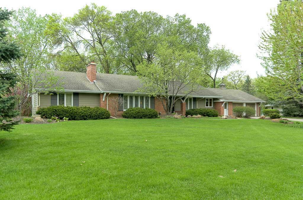 6632 Parkwood Road  Edina MN 55436 photo