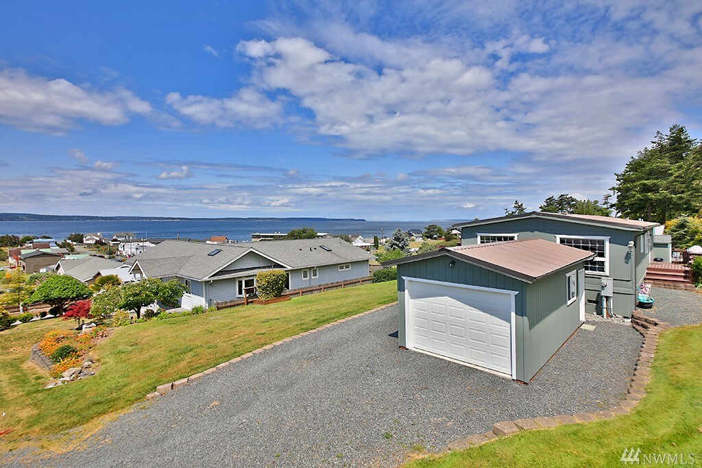 Property Photo:  275 Kai Rd  WA 98249 