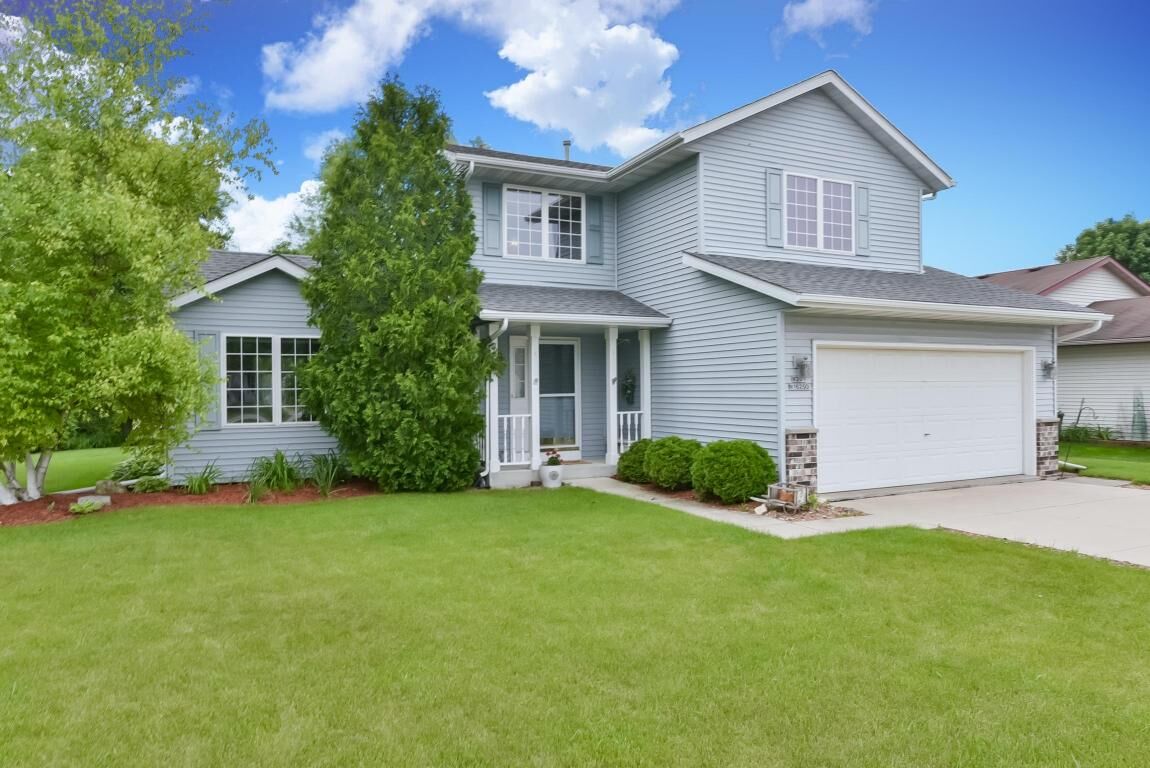 Property Photo: W201n16250 Ash Dr WI 53037