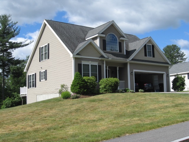 Property Photo: 8 Dewberry Lane NH 03106