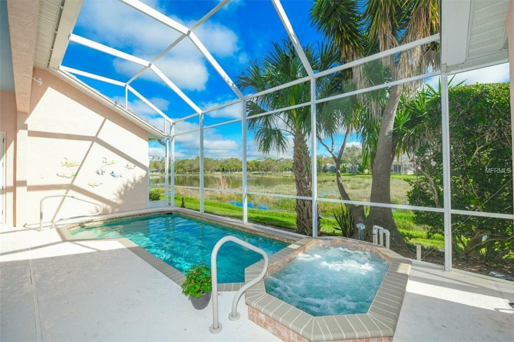 Property Photo:  874 Oak Briar Lane  FL 34229 