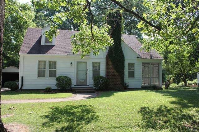 Property Photo: 5 Locust Drive 62223