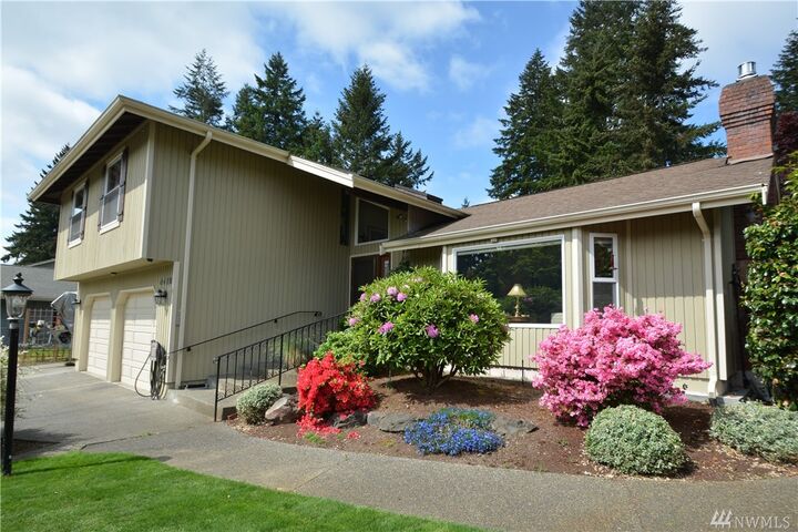 Property Photo: 4418 64th Ave W WA 98466