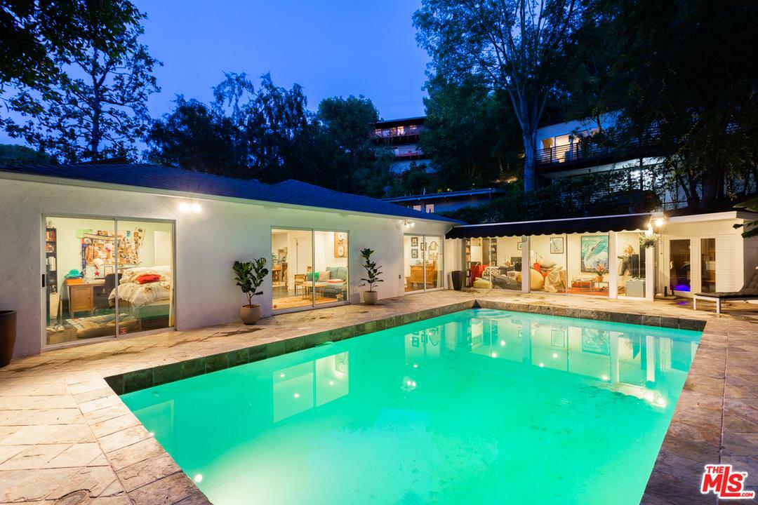 Property Photo:  8947 Hollywood Hills Rd  CA 90046 