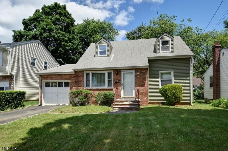 Property Photo:  343 Hoe Ave  NJ 07076 