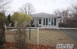 Property Photo:  21 Spar Drive  NY 11951 