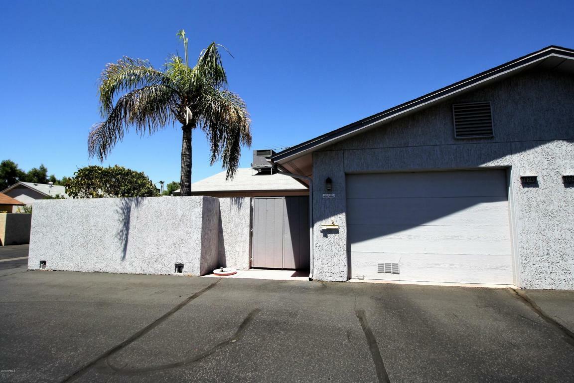 Property Photo: 20246 N Broken Arrow Drive AZ 85375