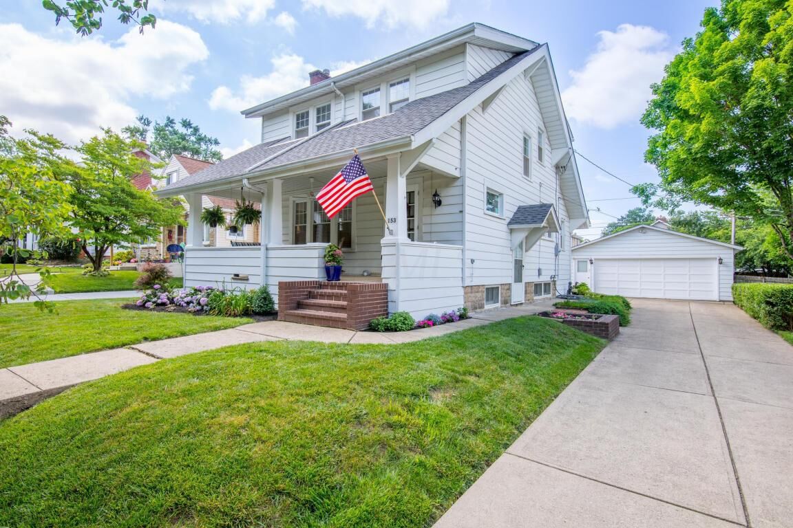 Property Photo:  153 Fallis Road  OH 43214 