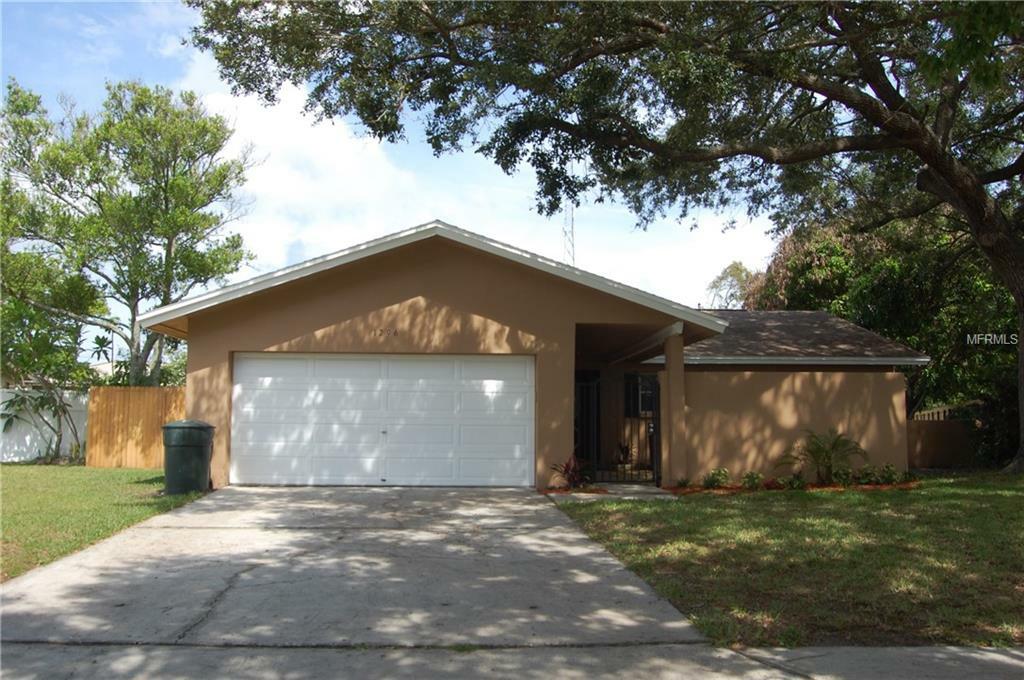 Property Photo: 1296 Dale Circle W FL 34698