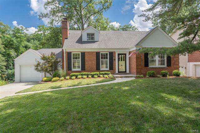 Property Photo: 8 Hillard Road 63122