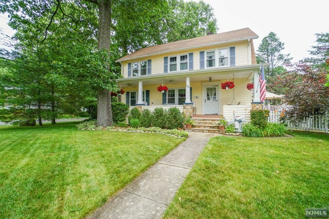 Property Photo:  128 Glen Avenue  NJ 07432 