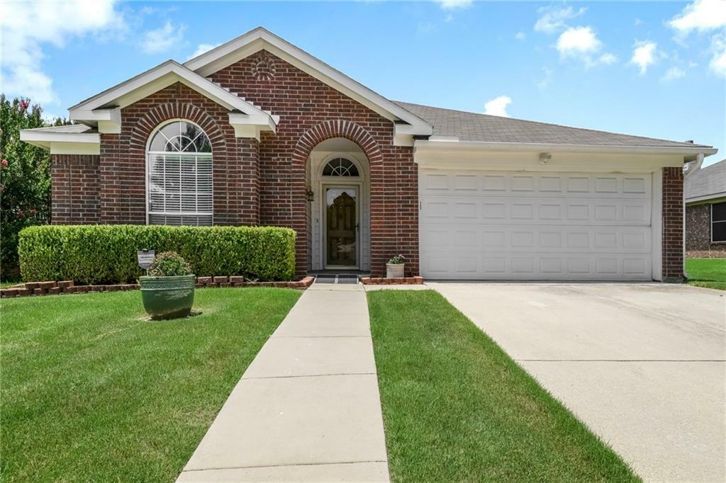 Property Photo:  741 Cedar Leaf Circle  TX 75065 