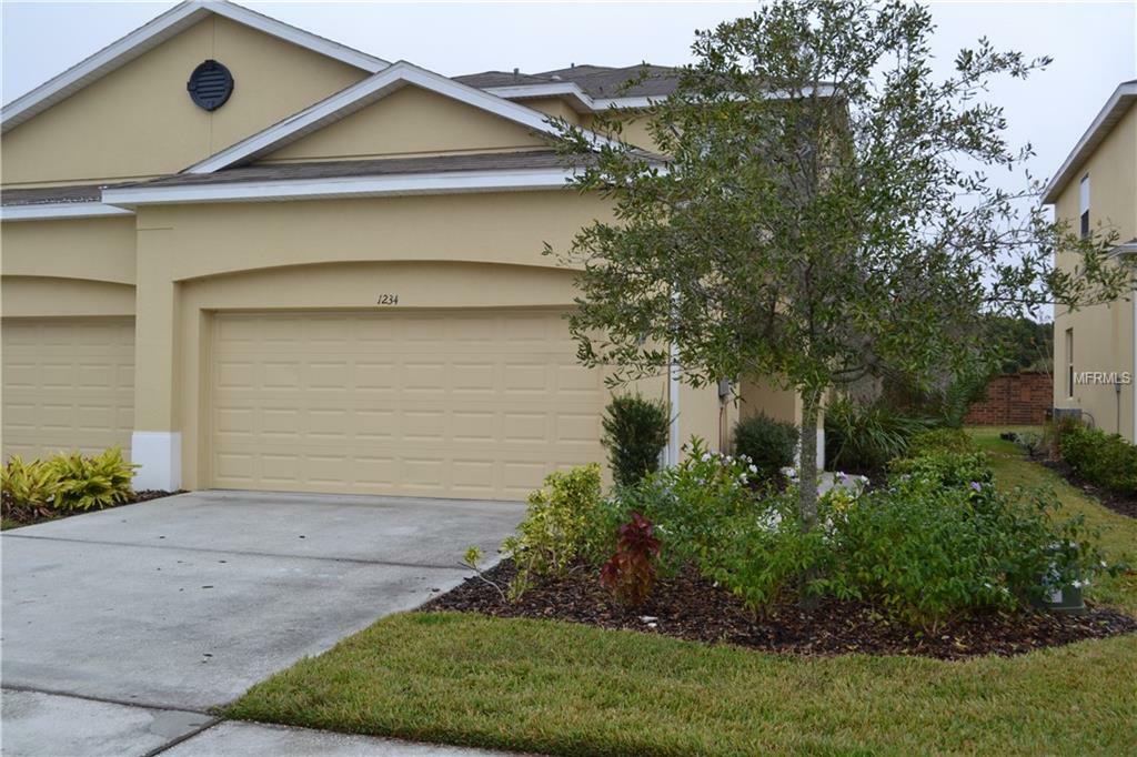 Property Photo:  1234 Scarlet Oak Loop  FL 34787 