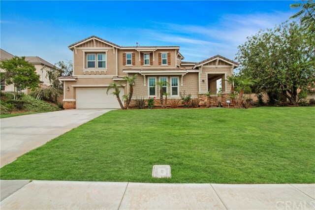 Property Photo: 2176 Praed Street CA 92503