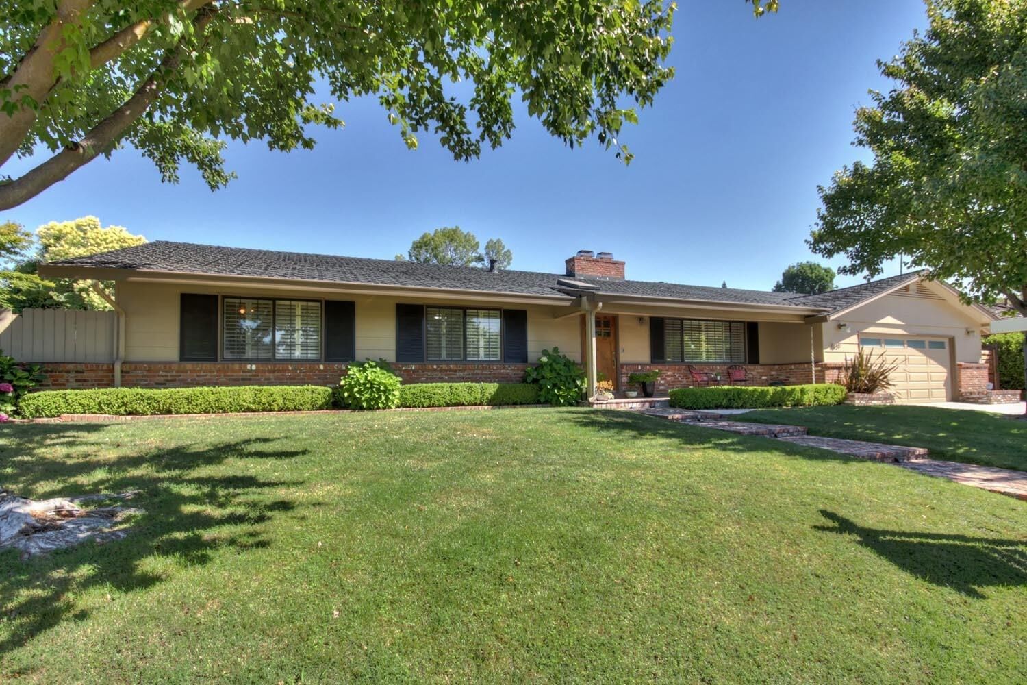 Property Photo: 4029 Ramel Way CA 95864