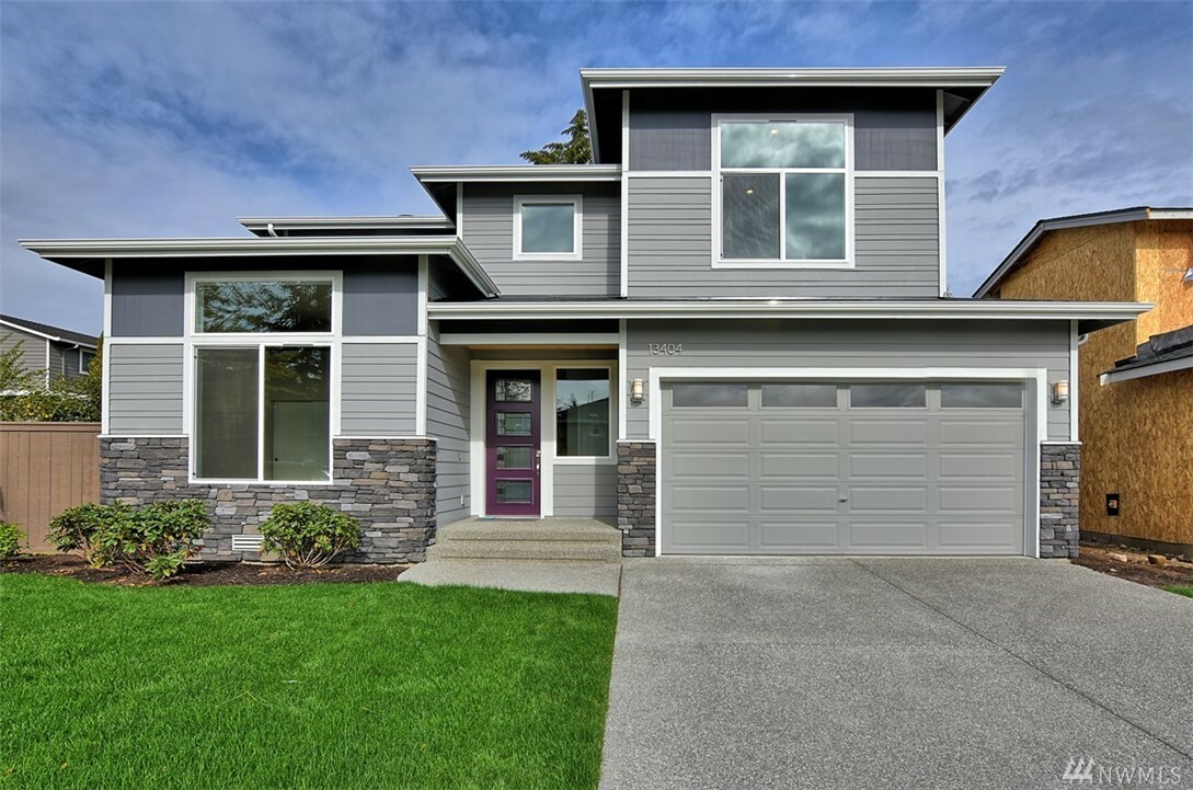 Property Photo:  4762 Smithers (Lot 14) Ave S  WA 98055 