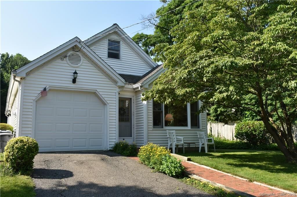 Property Photo:  25 Cheshire Street  CT 06614 