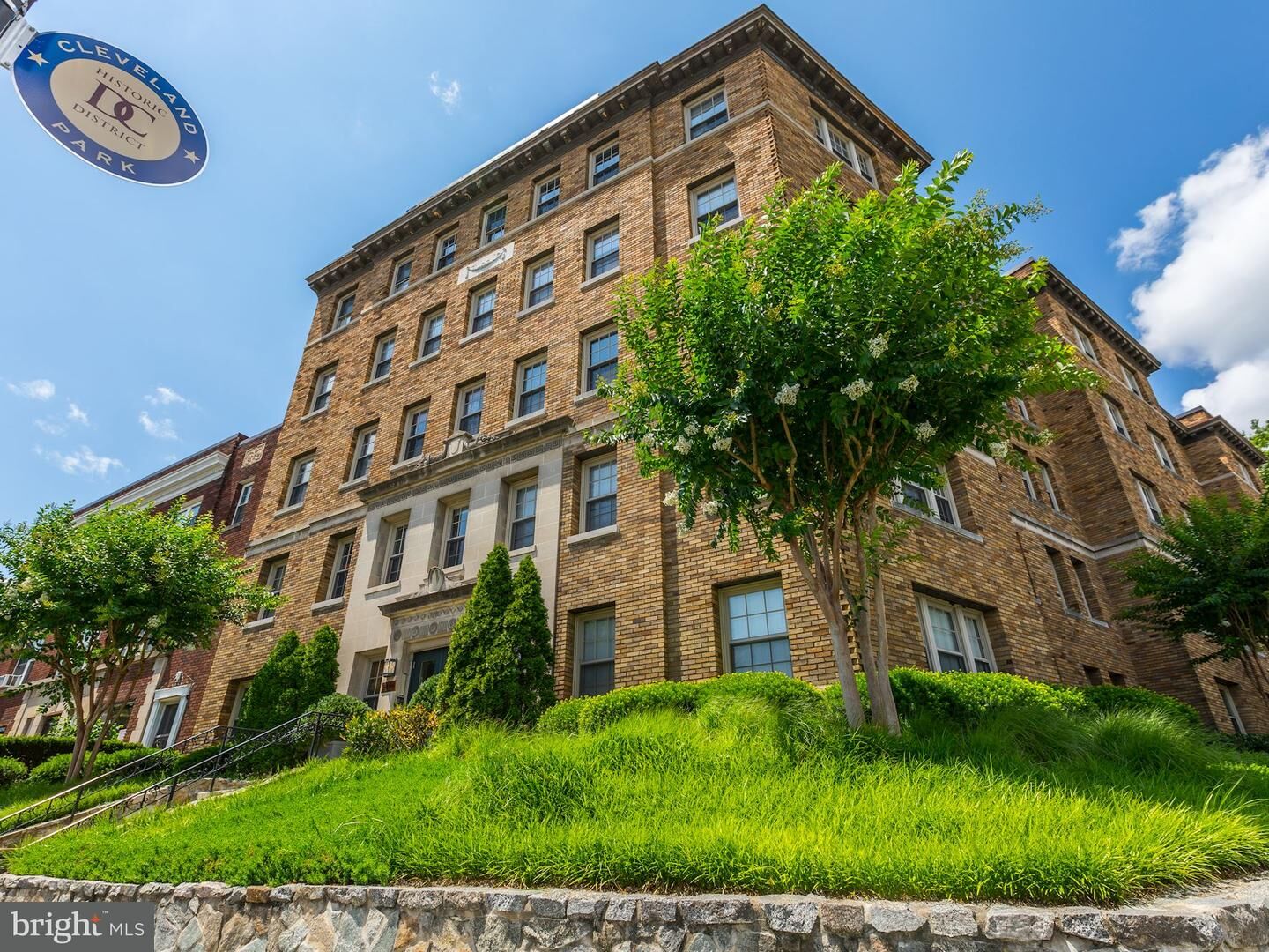 Property Photo: 3446 Connecticut Avenue NW 103 DC 20008