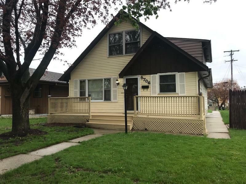 Property Photo:  5706 N 98th St  WI 53225 