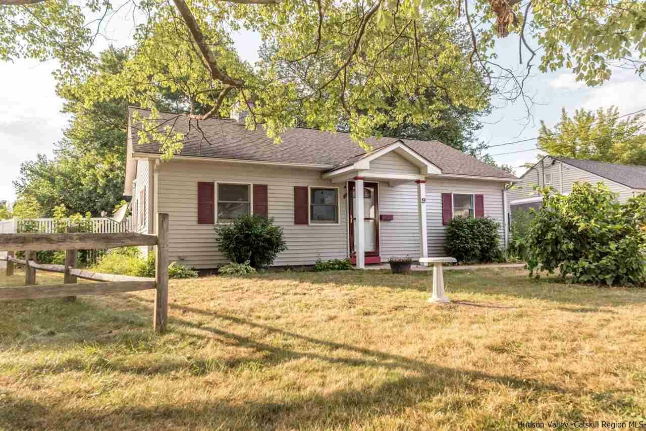 Property Photo: 19 York NY 12401