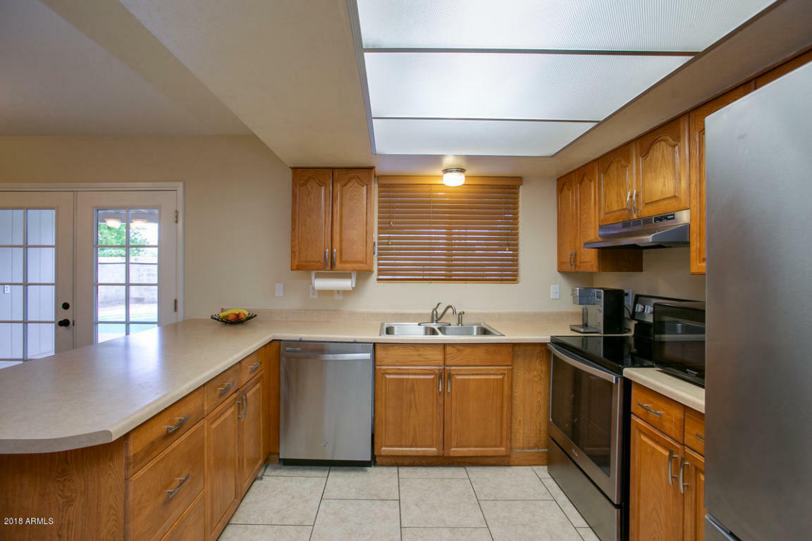 Property Photo:  2509 E Highland Street  AZ 85213 