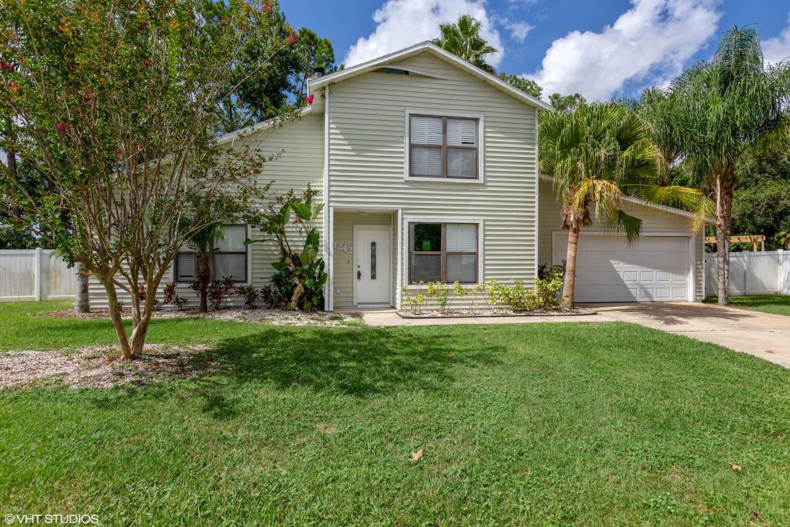 Property Photo: 1242 Thomasina Drive FL 32129