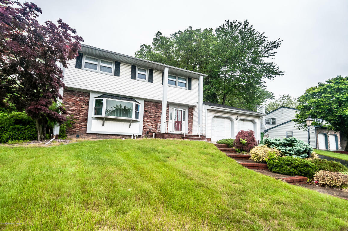 Property Photo:  21 Creamer Drive  NJ 08872 