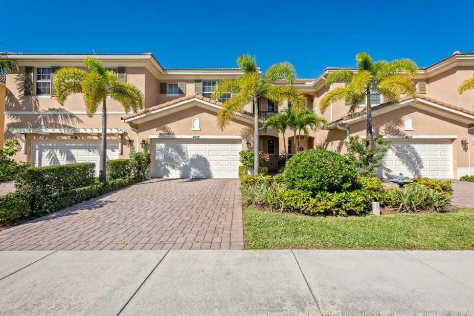 Property Photo:  4612 Cadiz Circle  FL 33418 