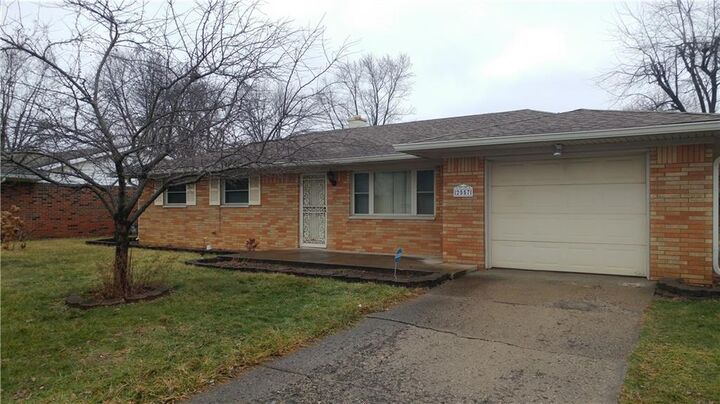 2557 Morning Star Drive  Indianapolis IN 46229 photo