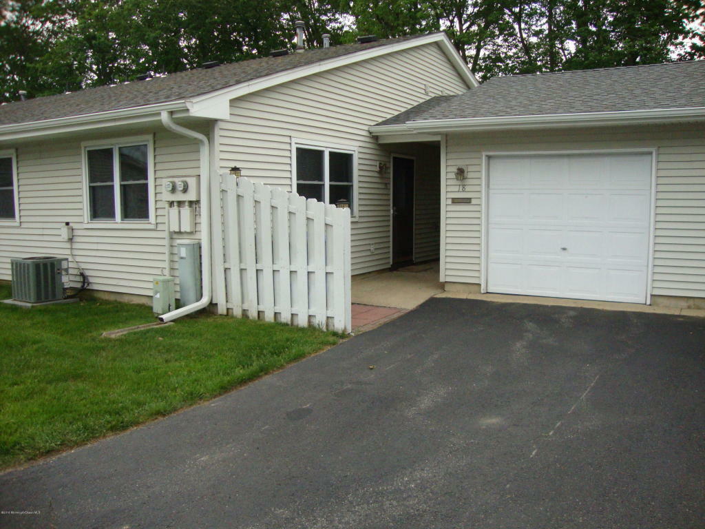 Property Photo:  18 Debbie Drive 5001  NJ 08724 