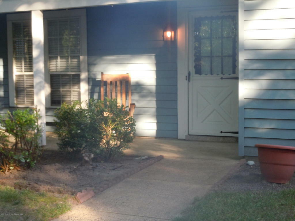 Property Photo:  616B Bosworth Court  NJ 08759 