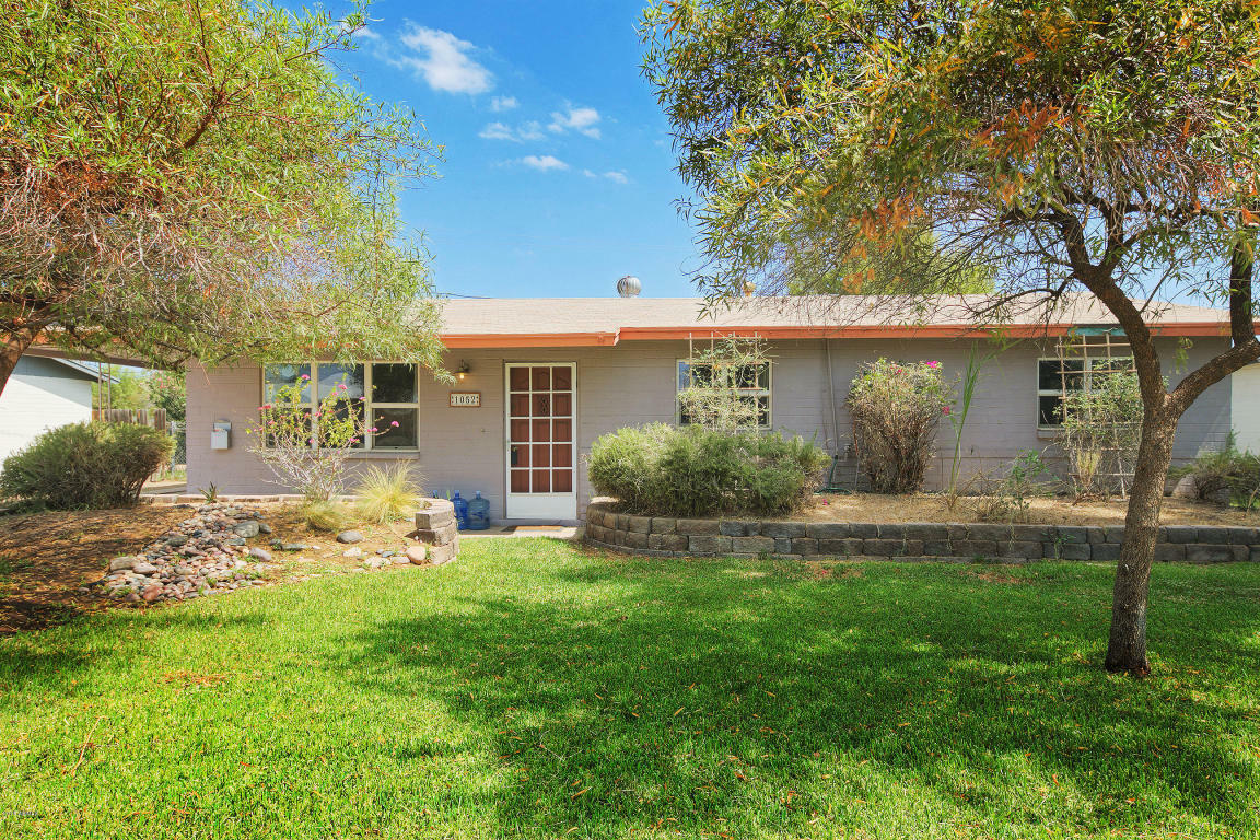 Property Photo:  1052 W Elna Rae Street  AZ 85281 