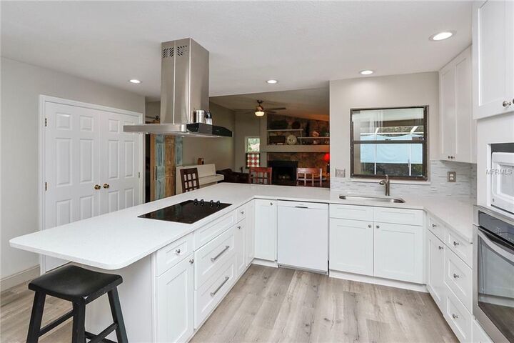Property Photo:  14002 Ellesmere Drive  FL 33624 