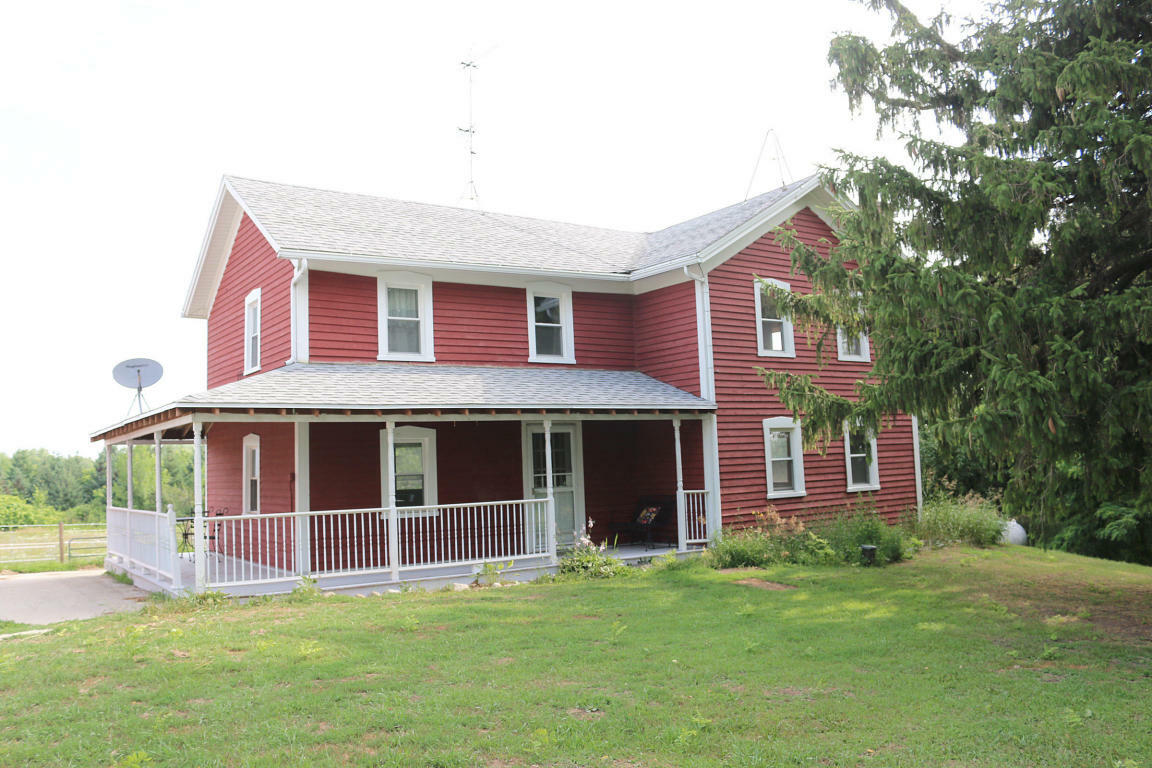 Property Photo:  W4568 County Road F  WI 53093 