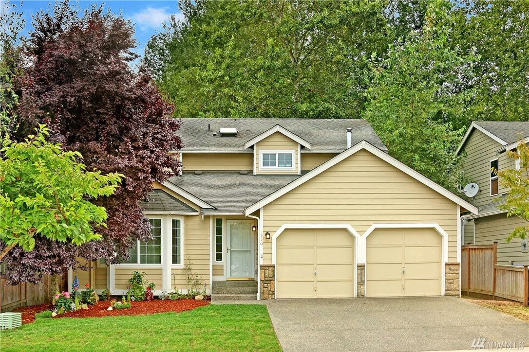 Property Photo:  530 Milwaukee Blvd S  WA 98047 