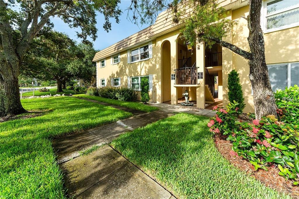 Property Photo: 5800 Hollywood Boulevard 214 FL 34231